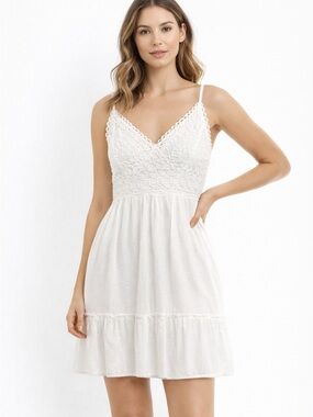 Speechless • NWOT White Lace Spaghetti Strap Dress PTP 15”-17”